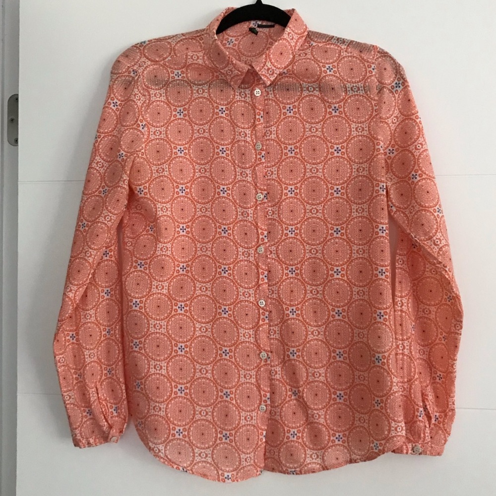 BENETTON Stunning Tissue weight orange medallion button shirt— Caio bella! - Picture 4 of 10